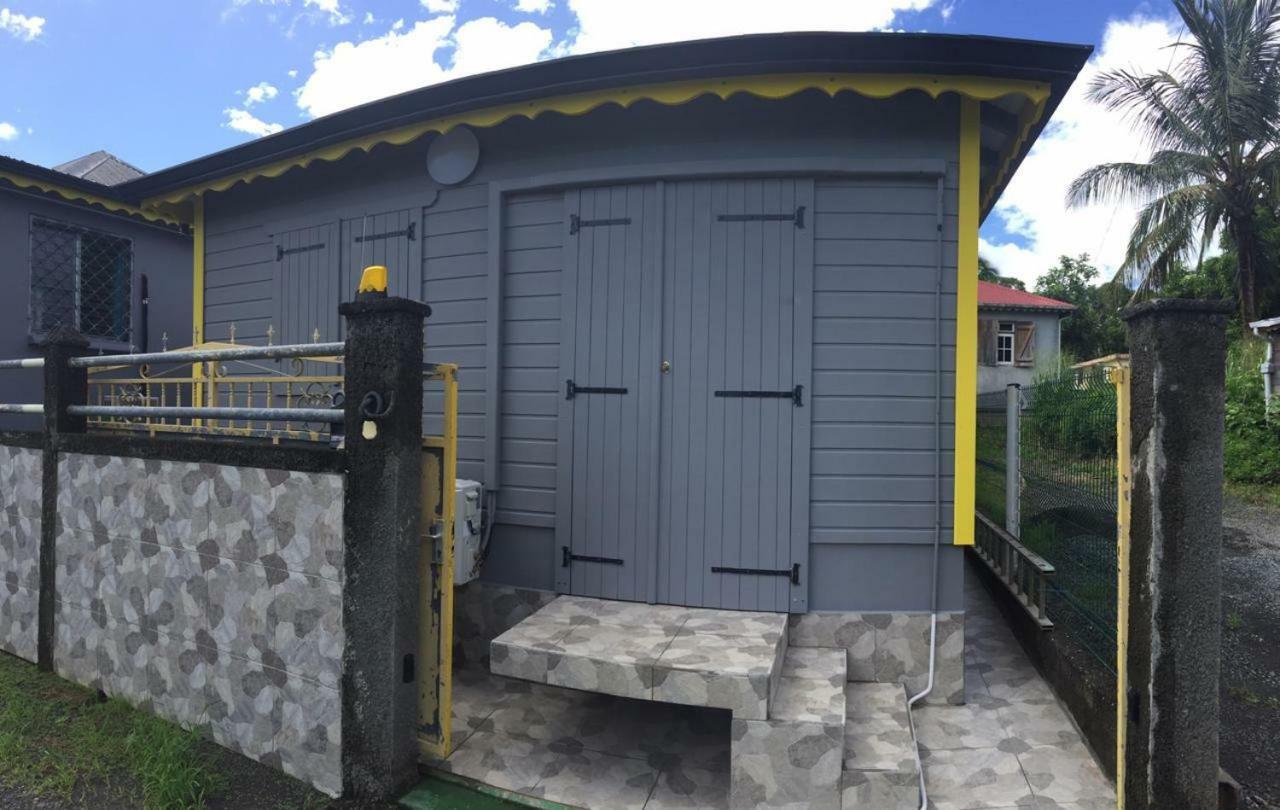Ti Kaz En Bois Villa Sainte-Rose Exteriör bild